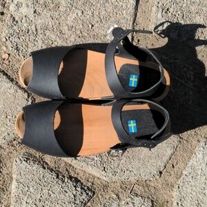 MIA Elin Swedish Clogs Size 40 Black Leather Wooden Shoes Peep Toe Ankle Strap